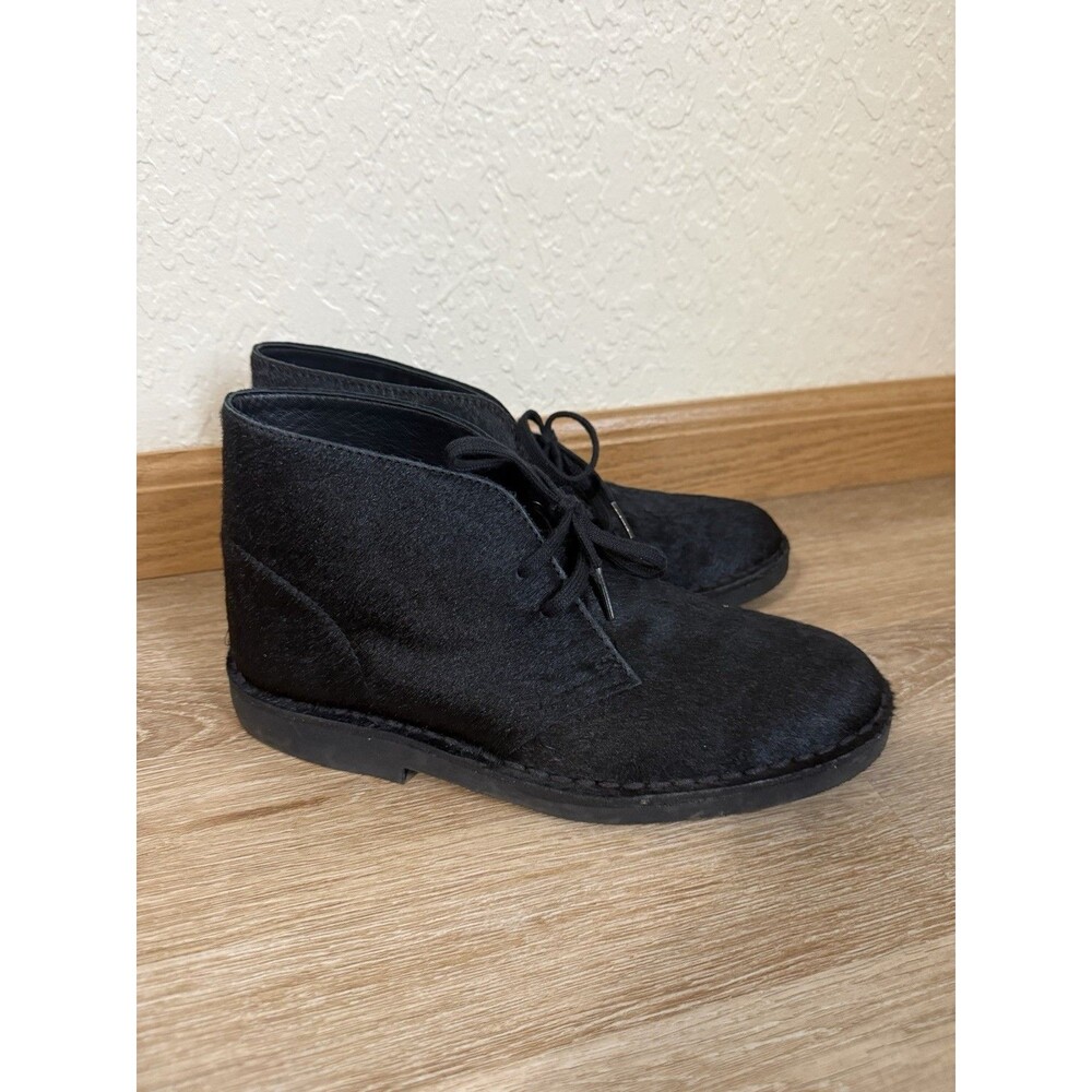Clarks Women's Desert Boot Black Calf Hair Chukka Booties Size US 8 EU 39